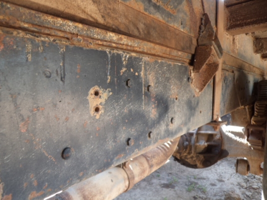 ขายรถ10ล้อเทเลอร์หัวยาว เครื่อง165แรงม้า สภาพสวยพร้อมใช้