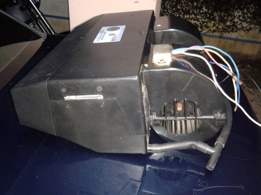 ตู้แอร์แบบแขวน ตู้แอร์แบบแขวน