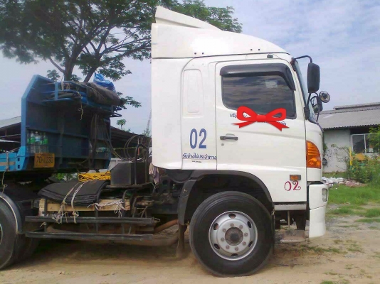 ขายรถหัวลาก HINO MEGA 380 EURO3 ปี 54 วิ่ง 269243 ก.ม สวยเดิมๆเครื่องดีเกียร์เดิมยางดี 10 เส้น