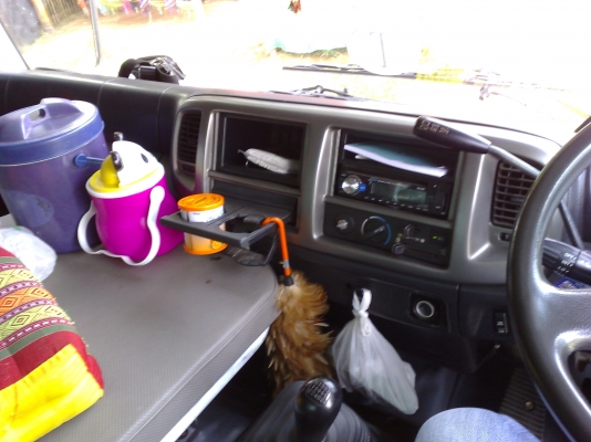 ขายรถหัวลาก HINO MEGA 380 EURO3 ปี 54 วิ่ง 269243 ก.ม สวยเดิมๆเครื่องดีเกียร์เดิมยางดี 10 เส้น