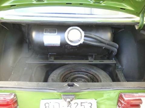 ลดราคาขาย เบนซ์ 230E W123 ปี 1988 เครื่อง J เกียร์ ออโต้ ทำสีมาใหม่เอี่ยมไม่ถึง 2 อาทิตย์