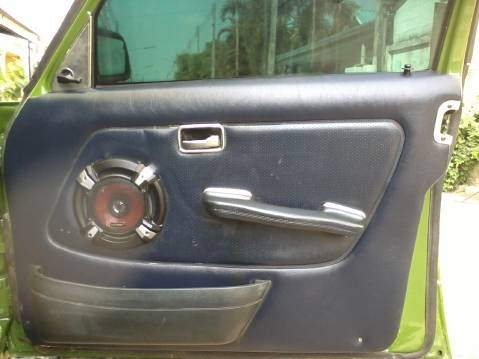 ลดราคาขาย เบนซ์ 230E W123 ปี 1988 เครื่อง J เกียร์ ออโต้ ทำสีมาใหม่เอี่ยมไม่ถึง 2 อาทิตย์