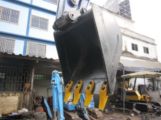 รถขุด MITSUBISHI รุ่น MM35T แทร็กเหล็ก มือสองญี่ปุ่น