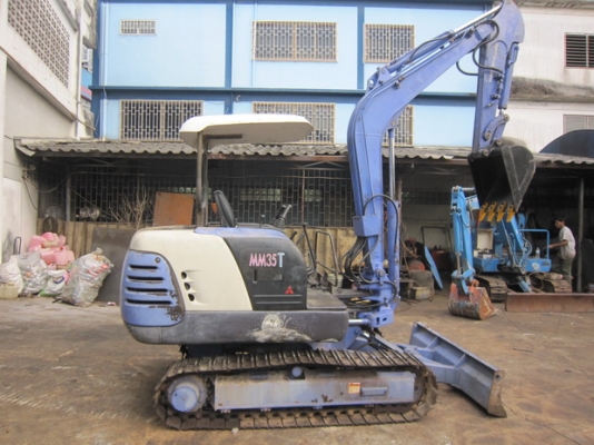 รถขุด MITSUBISHI รุ่น MM35T แทร็กเหล็ก มือสองญี่ปุ่น