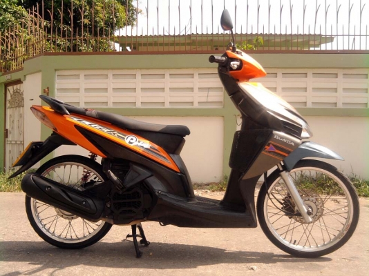 ขออนุญาติขาย Honda Click Play สีส้มเทา ล้อเงิน