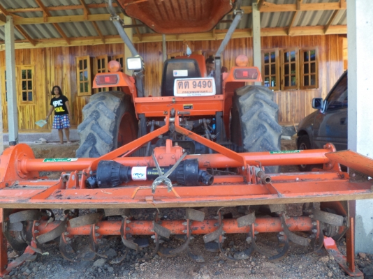 รถแทรกเตอร์