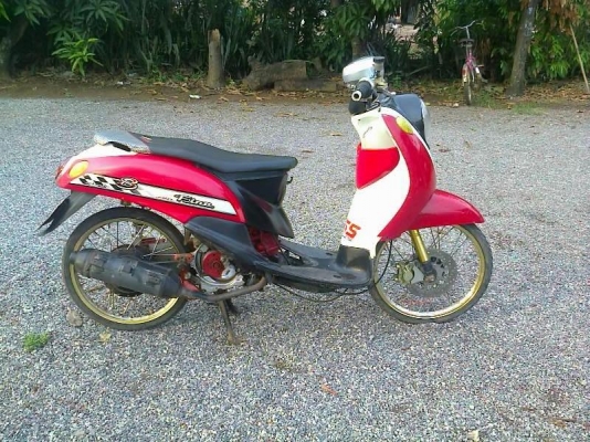 มีโอแปลงฟี่โน่ ปี 49 เครืองติดขีด้ายเลยคับ เครืองโอเค