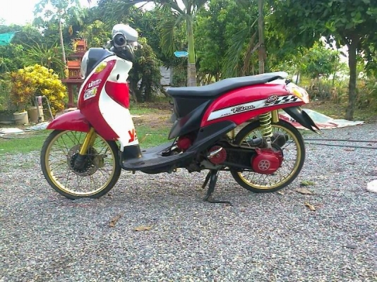 มีโอแปลงฟี่โน่ ปี 49 เครืองติดขีด้ายเลยคับ เครืองโอเค