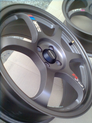 ขายแม็ก 4 รู 100 ขอบ17 สวยๆ 4 วง พร้อม 16 ตัว