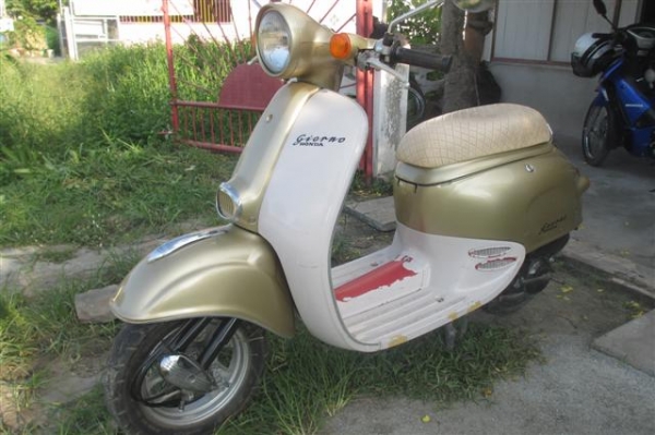 ชาย Giorno 50CC. เครื่องดีสีสวย (จัดส่งทั่วไทย) ชาย Giorno 50CC. เครื่องดีสีสวย (จัดส่งทั่วไทย)