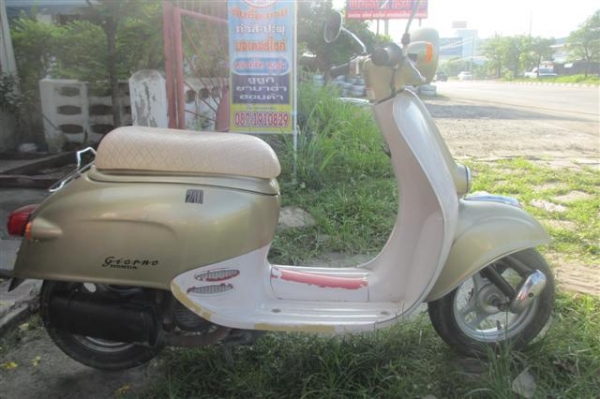 ชาย Giorno 50CC. เครื่องดีสีสวย (จัดส่งทั่วไทย) ชาย Giorno 50CC. เครื่องดีสีสวย (จัดส่งทั่วไทย)