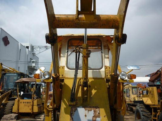 รถตักล้อยาง KOMATSU 510 รอนำเข้าครับ รถสวยจริงๆ ราคาถูกสั่งจองก่อนได้ มานะ 085-9049669