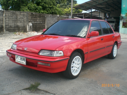 HONDA CIVIC ท้ายแดงสภาพสวยพร้อมใช้