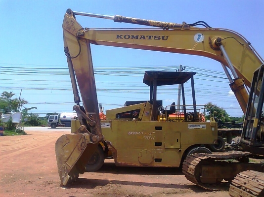 ขายด่วน..รถขุด KOMATSU PC200-3 แรงขุดดี ทำงานไว ได้งานมาก ทำงานได้ดีไม่มีร้อน ประหยัดน้ำมัน รถสวย พร้อมใช้งาน.