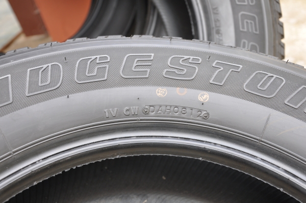 ขายยาง BRIDGESTONE ปี2012 ใหม่มากๆ