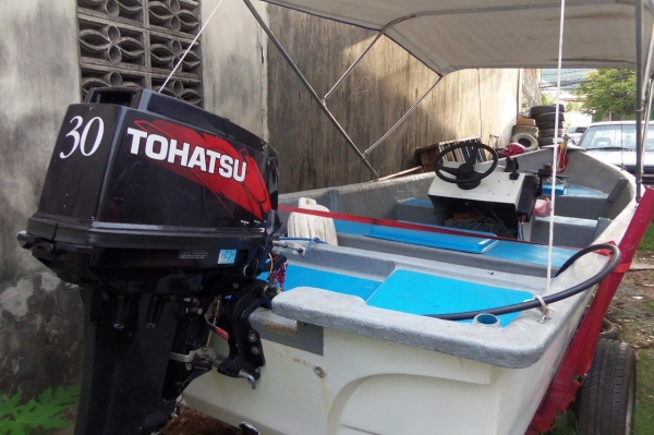 ขายเรือ 16 ฟุต สภาพใหม่พร้อมใช้เครื่อง TOHATSU 30 แรง 081-4307676 ขายเรือ 16 ฟุต สภาพใหม่พร้อมใช้เครื่อง TOHATSU 30 แรง 081-4307676