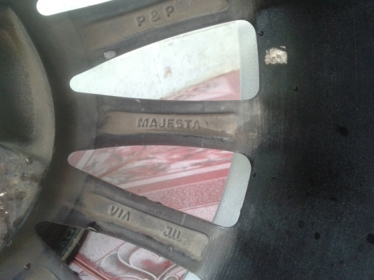 ล้อvip16"4รู100 กว้าง7" ET40สวยๆ,ไม่ค้ด,ไม่ดุ่ง(ยกชุด 6,000บ.)