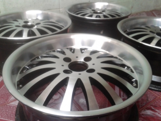 ล้อvip16"4รู100 กว้าง7" ET40สวยๆ,ไม่ค้ด,ไม่ดุ่ง(ยกชุด 6,000บ.)