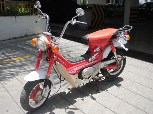 นัดไว้ก็ไม่มากันขายต่อ.. Honda Chaly 50cc.ไฟบนแท้สวยเดิมบางๆไม่เคยทำสี แท้รง.เกือบ100\% วิ่งดีพร้อมใช้ ช้าอด กทม.