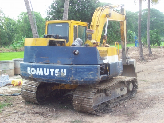 ต้องการขายรถแบ็คโครKOMUZZU PC 100-3