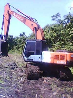 ขายด่วน..รถขุด HITACHI EX200-3 รถสวย ทำงานไว ประหยัดน้ำมัน รถสวย พร้อมใช้งาน ไม่มีทะเบียน.