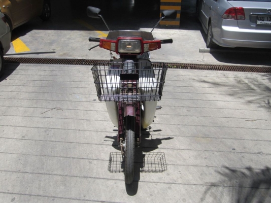 ขายราคาร้อนตังค์เลยครับ.. Honda c900 &lsquo;Custom&rsquo; สตาร์ทมือ สวยแบบเดิมๆ ล้อเงิน เครื่องดีมาก เล่ม+ชุดโอนครบครับ กทม.