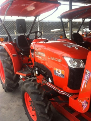 ขายรถแทรกเตอร์ KUBOTA MAX L3608