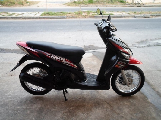 ขาย Click ปี 49รถบ้านเครื่องเดิมๆ ทะเบียนพร้อมโอน ราคา 14,500 ต่อรองได้