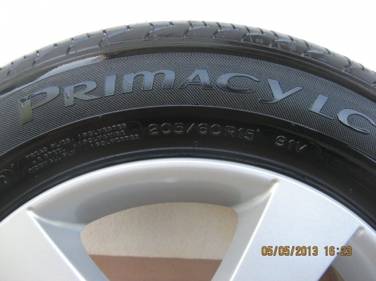 ขายล้อแม็ก MAZDA 3 สภาพสวย ยาง ปี 2010 ขายล้อแม็ก MAZDA 3 สภาพสวย ยาง ปี 2010