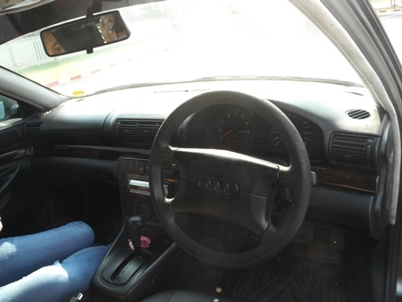 ขายรถสวยสภาพดี Audi Auto1.8 ไม่มีชนหนัก สีสันเต็ม สวย แม็ก 17" ยางใหม่ Airbag คู่ Abs เเอร์เย็น รถสวยสภาพดี ขายรถสวยสภาพดี Audi Auto1.8 ไม่มีชนหนัก สีสันเต็ม สวย แม็ก 17" ยางใหม่ Airbag คู่ Abs เเอร์เย็น รถสวยสภาพดี