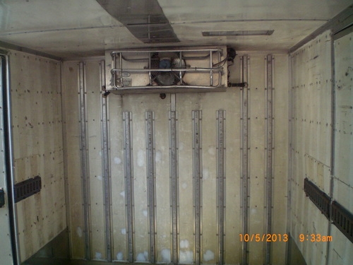 ตู้เย็น 5.5 เมตร เก่านอกหนา พร้อมชุดทำความเย็น