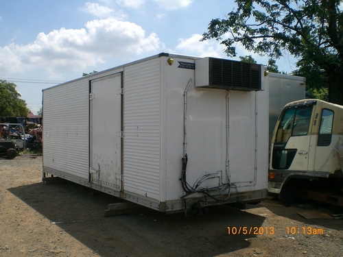 ตู้เย็น 5.5 เมตร เก่านอกหนา พร้อมชุดทำความเย็น