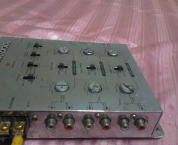 ขายครอสโอเวอร์ขับ sub