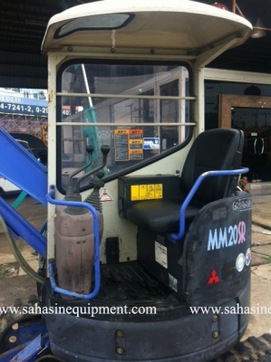 รถขุด MITSUBISHI MM20 รถนอก บจก.สหสินอีควิปเม้นท์ โทร.081-5851880, 02-5168100-1 www.sahasinequipment.com
