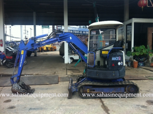 รถขุด MITSUBISHI MM20 รถนอก บจก.สหสินอีควิปเม้นท์ โทร.081-5851880, 02-5168100-1 www.sahasinequipment.com