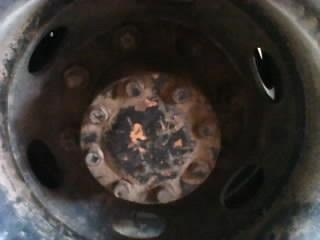 HINO KL 185 HP HO7C รถบรรทุก 6 ล้อ กระบะเหล็กคอกไม้ความยาว 5 เมตรสภาพสวย เครื่องแน่นแรงดีมากๆ หัวเก๋งสีบางเดิมๆไม่่มีผุ ภายในเก๋งคอนโซลสวยครบ พวงมาลัยเพาเวอร์ ช่วงล่างคัชซีไม่มีบวม ยาง 9.00 ขอบ 20 สภาพดีประมาณ 70\% พร้อมใช้งาน เอกสารทะเบียนภาษีครบพร้อมโอน HINO KL 185 HP HO7C รถบรรทุก 6 ล้อ กระบะเหล็กคอกไม้ความยาว 5 เมตรสภาพสวย เครื่องแน่นแรงดีมากๆ หัวเก๋งสีบางเดิมๆไม่่มีผุ ภายในเก๋งคอนโซลสวยครบ พวงมาลัยเพาเวอร์ ช่วงล่างคัชซีไม่มีบวม ยาง 9.00 ขอบ 20 สภาพดีประมาณ 70\% พร้อมใช้งาน เอกสารทะเบียนภาษีครบพร้อมโอน