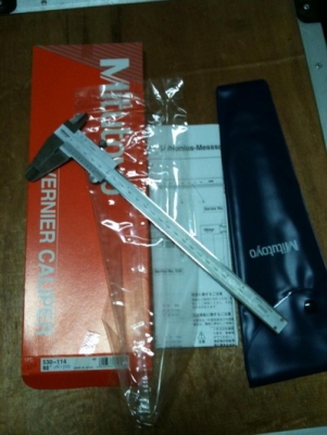 เวอร์เนียร์ mitutoyo ขนาด 200 mm หรือ 8 นิ้ว เวอร์เนียร์ mitutoyo ขนาด 200 mm หรือ 8 นิ้ว