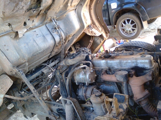 ISUZU NPR115 4BD1 ดั้ม Fหลัง เพาเวอร์ ประกอบเกียร์สั้นยกหัวได้ หน้า5น้อต ทะเบียนเต็ม ถ้าอยากได้สีฟ้า หรือสีน้ำเงินเราทำให้ได้ค่ะ