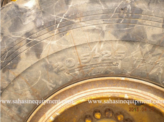 รถตัก WA300-1 S/N 305XX บจก.สหสินอีควิปเม้นท์ โทร.081-5851880, 02-5168100-1 www.sahasinequipment.com รถตัก WA300-1 S/N 305XX บจก.สหสินอีควิปเม้นท์ โทร.081-5851880, 02-5168100-1 www.sahasinequipment.com