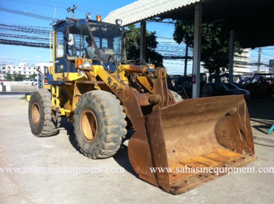 รถตัก WA300-1 S/N 305XX บจก.สหสินอีควิปเม้นท์ โทร.081-5851880, 02-5168100-1 www.sahasinequipment.com รถตัก WA300-1 S/N 305XX บจก.สหสินอีควิปเม้นท์ โทร.081-5851880, 02-5168100-1 www.sahasinequipment.com