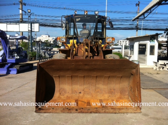 รถตัก WA300-1 S/N 305XX บจก.สหสินอีควิปเม้นท์ โทร.081-5851880, 02-5168100-1 www.sahasinequipment.com รถตัก WA300-1 S/N 305XX บจก.สหสินอีควิปเม้นท์ โทร.081-5851880, 02-5168100-1 www.sahasinequipment.com