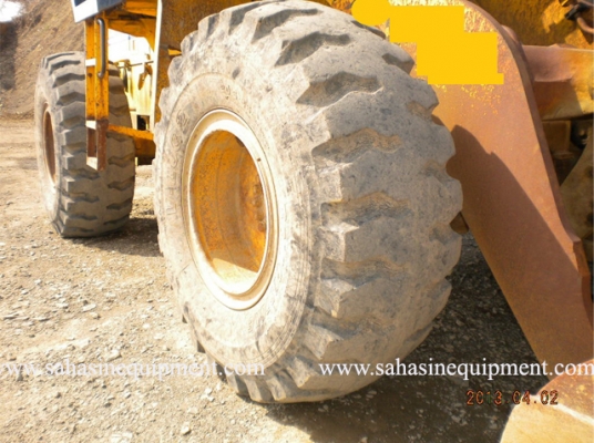 รถตัก WA300-1 S/N 305XX บจก.สหสินอีควิปเม้นท์ โทร.081-5851880, 02-5168100-1 www.sahasinequipment.com รถตัก WA300-1 S/N 305XX บจก.สหสินอีควิปเม้นท์ โทร.081-5851880, 02-5168100-1 www.sahasinequipment.com