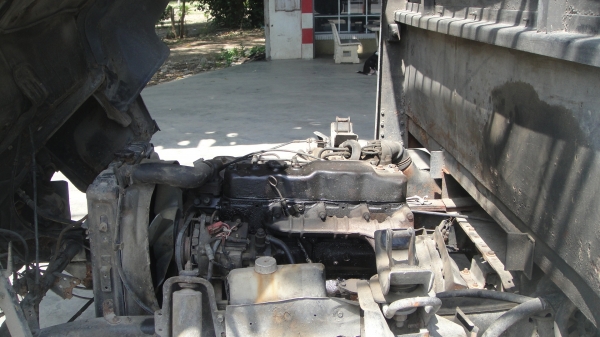 ISUZU NPR ยาว5เมตร เครื่องดี คัสฃีสวย รถเดิมๆ ราคาถูก