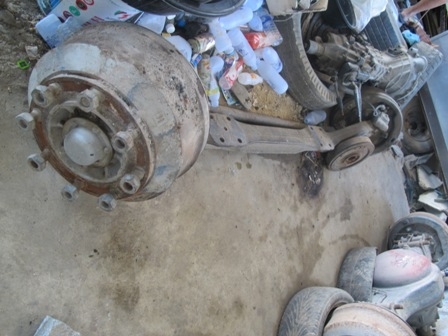 ขายชุดคานหน้าเพลาท้ายล้อพร้อมยาง อีซูซู เดก้า 195