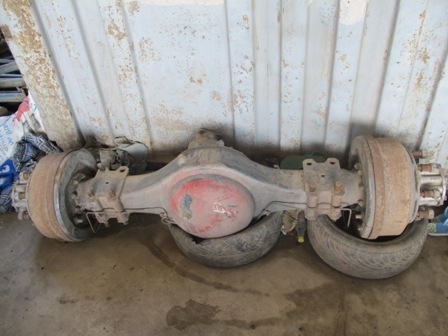 ขายชุดคานหน้าเพลาท้ายล้อพร้อมยาง อีซูซู เดก้า 195