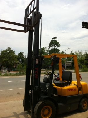 ขาย ฟอร์คลิฟต์TMC เสา3ม. ยก2.5ตัน เครื่องดีเซล เกียร์ธรรมดา ขาย ฟอร์คลิฟต์TMC เสา3ม. ยก2.5ตัน เครื่องดีเซล เกียร์ธรรมดา