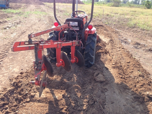 ขายรถไถคูโบต้าRT 140 PTO สภาพสวยสด เครื่องดีเดิมๆแน่น แรงพร้อมใช้สภาพสวยทั้งคัน มีดันหน้า มีผานหลัง ขายรถไถคูโบต้าRT 140 PTO สภาพสวยสด เครื่องดีเดิมๆแน่น แรงพร้อมใช้สภาพสวยทั้งคัน มีดันหน้า มีผานหลัง