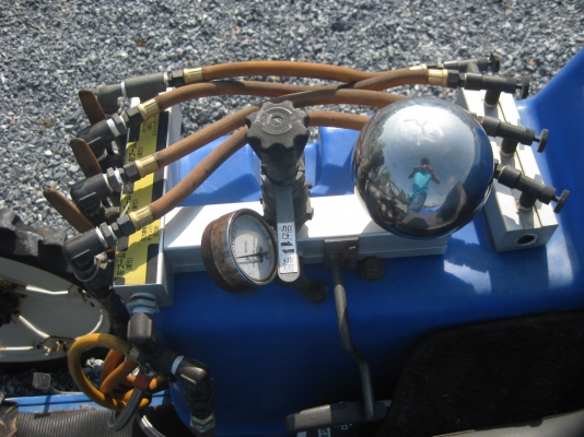 รถพ่นสารเคมีในนาข้าว