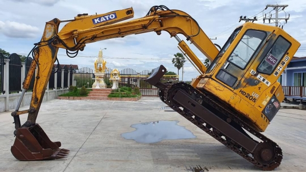 ขายด่วนรถแบคโฮหัวเก๋งKATOคาโต้50SR-3ซีรียล์สูง5734มีเต่ากะต่ายคลนโทลน้ำมันปั้มนี้วระบบไฟฟ้าครบเร็วแรงไม่โหลดเครื่อง 4สูบ K4Nเครื่องดีรถนอกเพื่งนำเข้ามาใหม่จากญี่ปุ่นยังไม่ได้ใช้ในไทยเลย