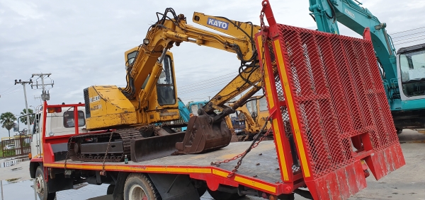 ขายด่วนรถแบคโฮหัวเก๋งKATOคาโต้50SR-3ซีรียล์สูง5734มีเต่ากะต่ายคลนโทลน้ำมันปั้มนี้วระบบไฟฟ้าครบเร็วแรงไม่โหลดเครื่อง 4สูบ K4Nเครื่องดีรถนอกเพื่งนำเข้ามาใหม่จากญี่ปุ่นยังไม่ได้ใช้ในไทยเลย